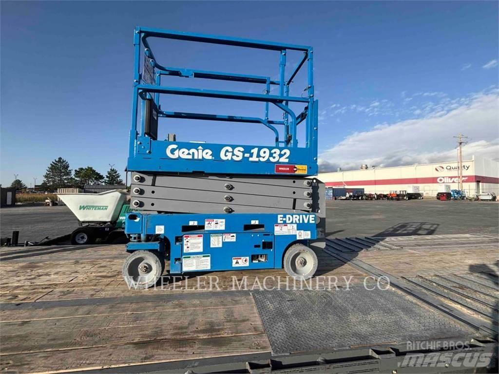 Genie GS1932 Scissor Lifts