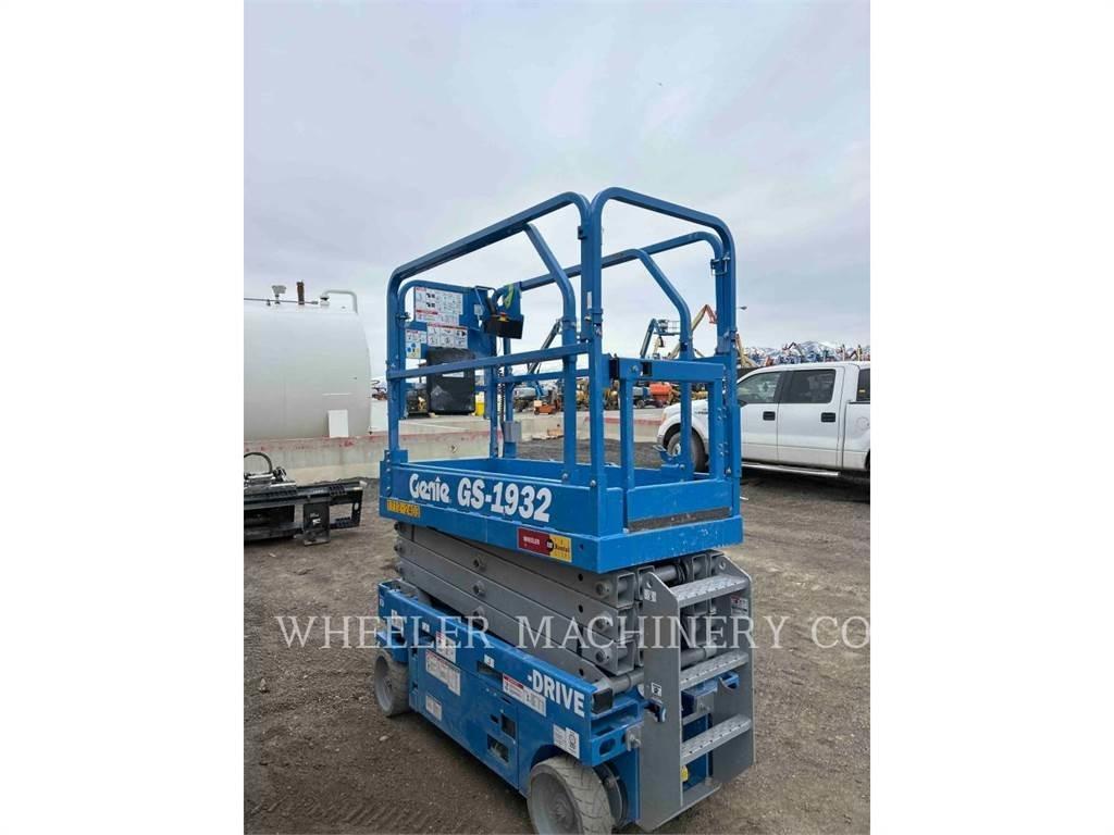 Genie GS1932 Scissor Lifts