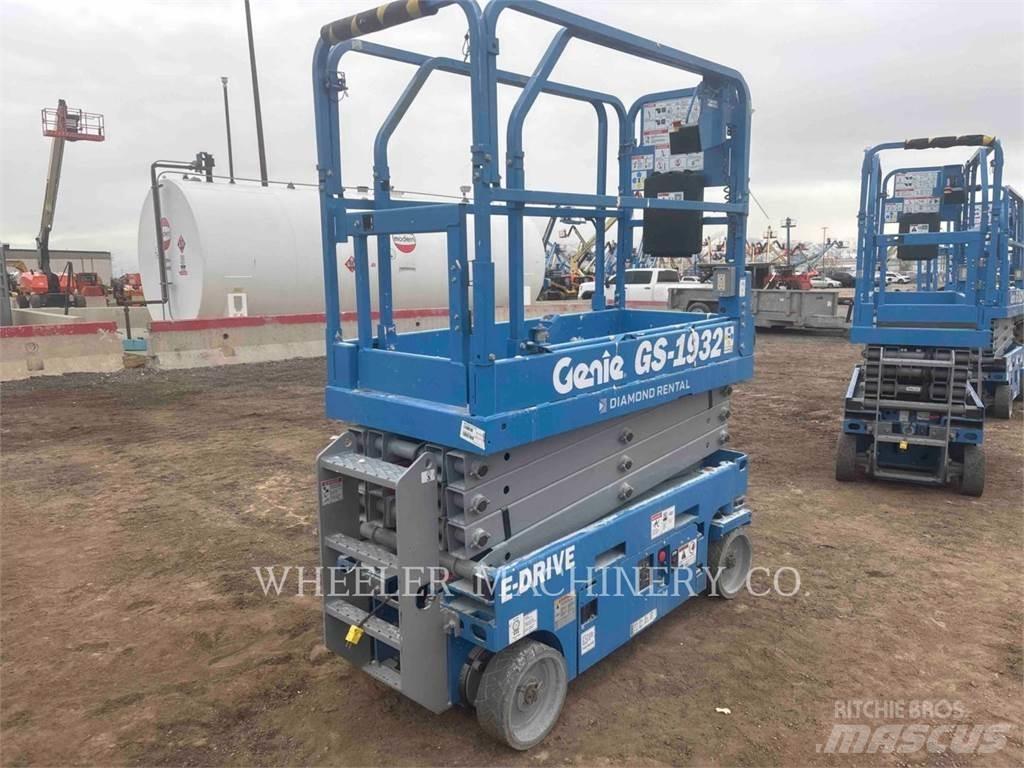 Genie GS1932 Scissor Lifts