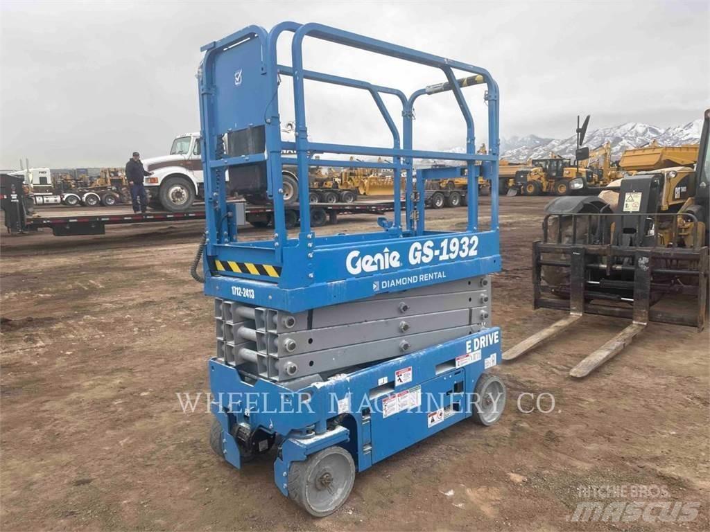 Genie GS1932 Scissor Lifts