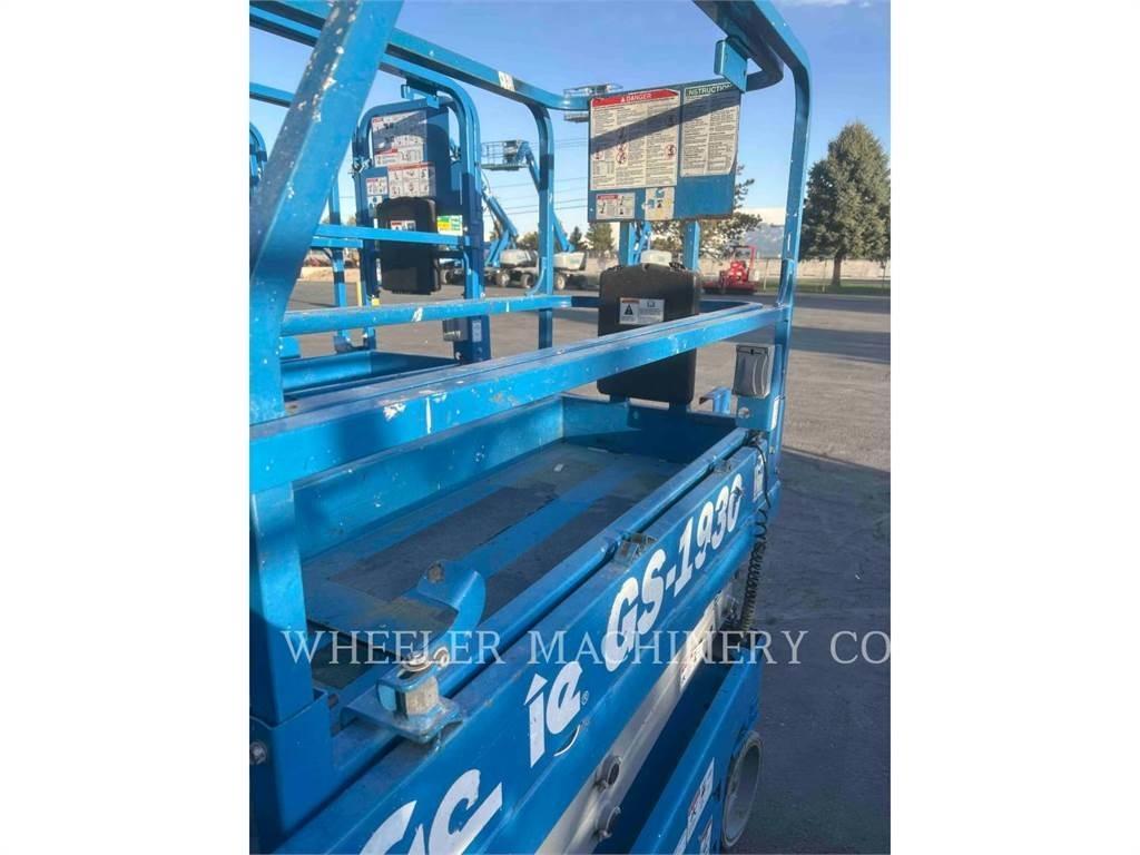 Genie GS1932 Scissor Lifts