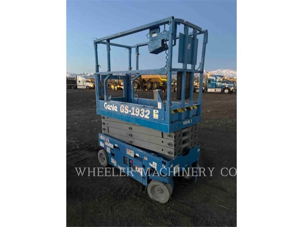 Genie GS1932 Scissor Lifts
