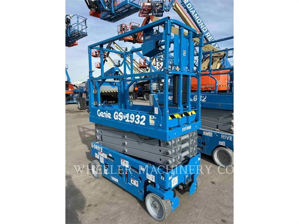 Genie GS1932 Scissor Lifts