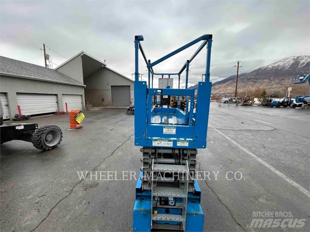 Genie GS3232 Scissor Lifts