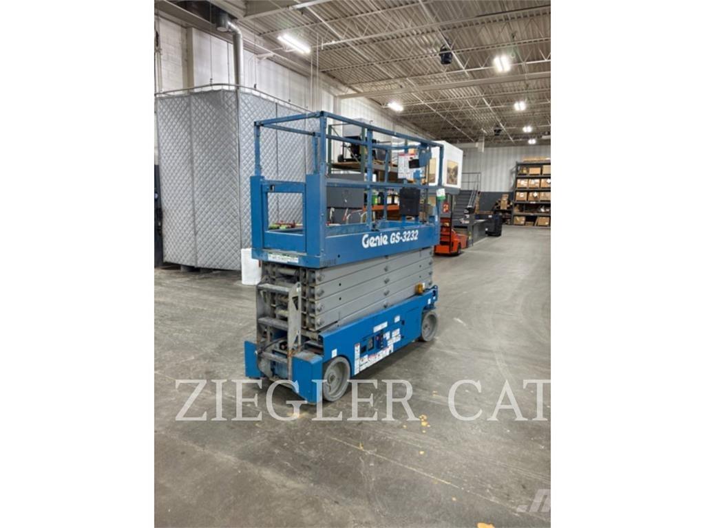 Genie GS3232 Scissor Lifts