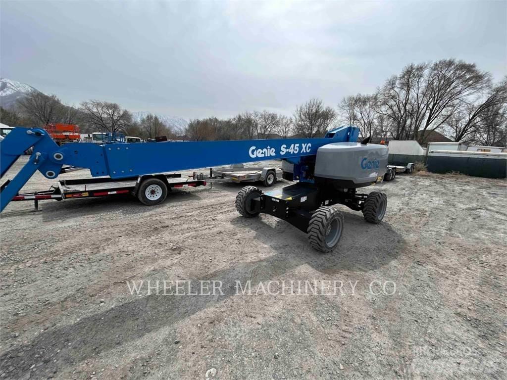 Genie S45XC Articulated boom lifts