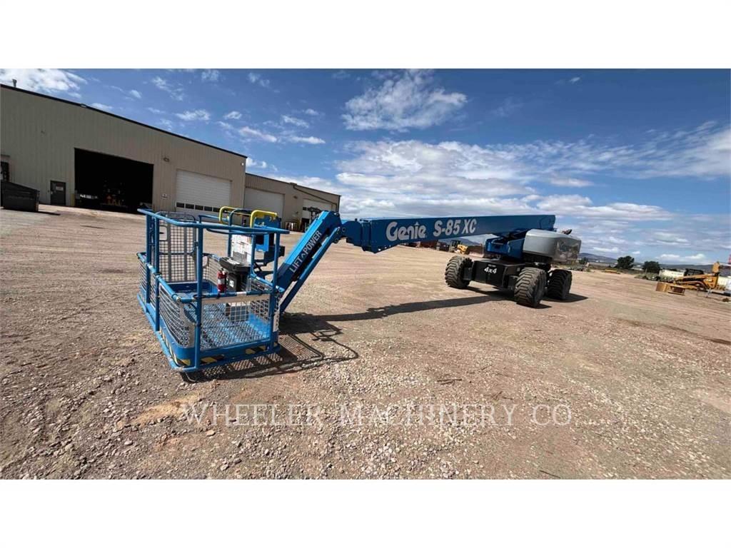 Genie S85XC Articulated boom lifts