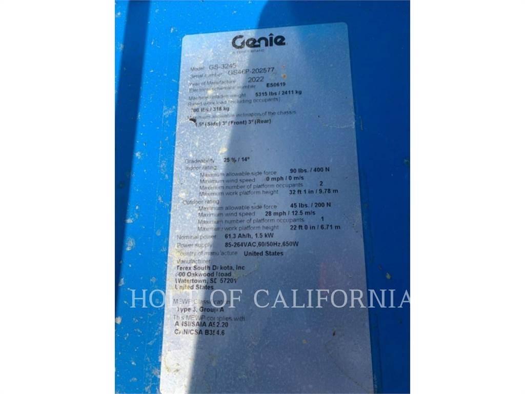 Genie SCISSOR32E Scissor Lifts