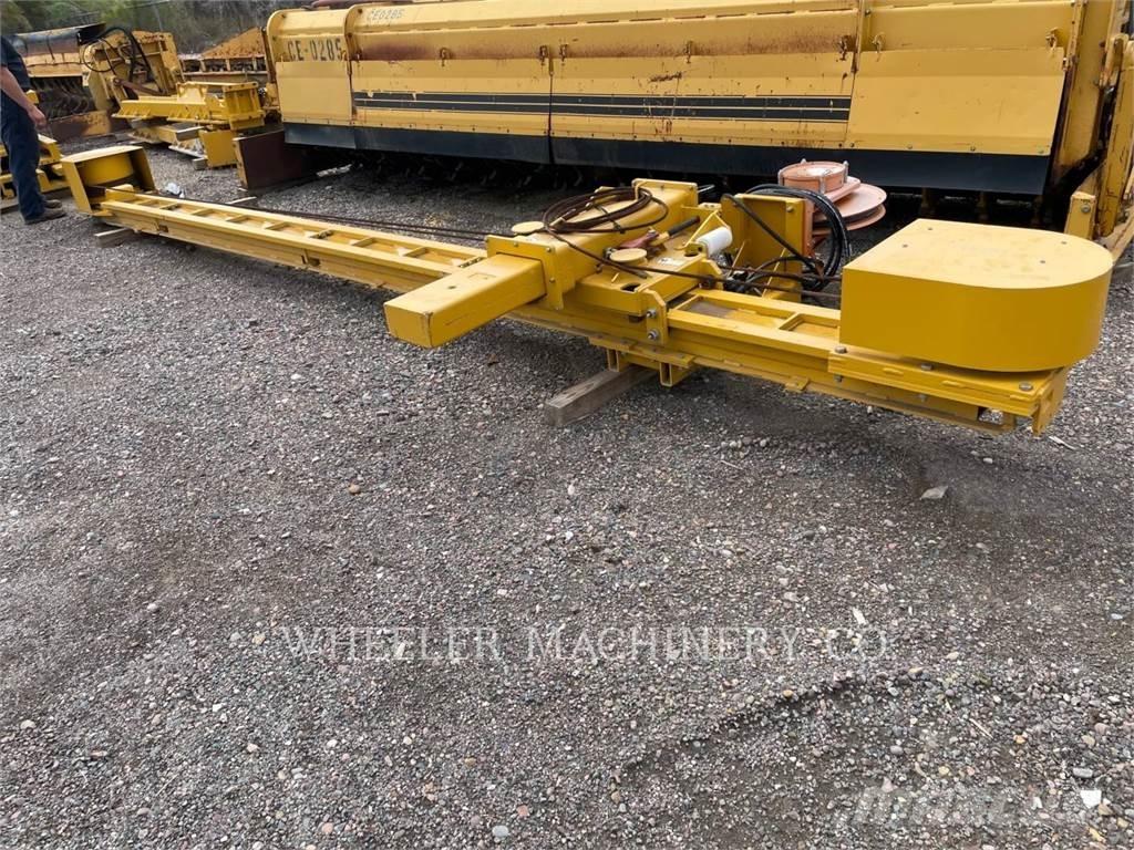 Gomaco GP2800 PLOW Asphalt pavers