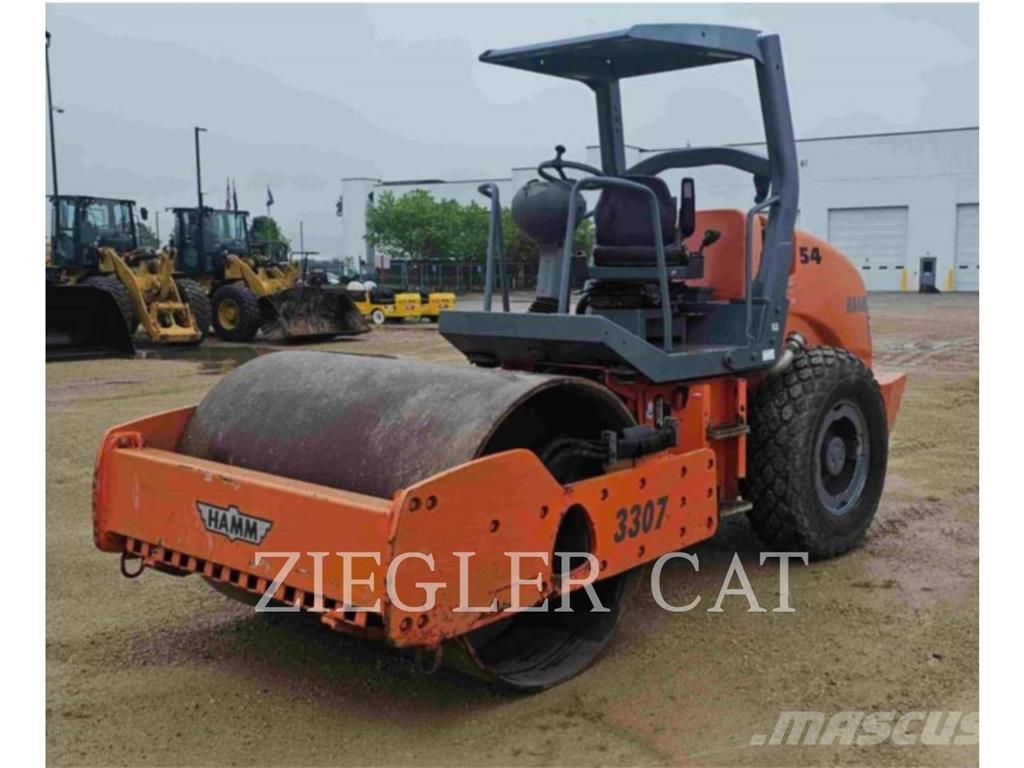 Hamm 3307SMOOTH Soil Compactors