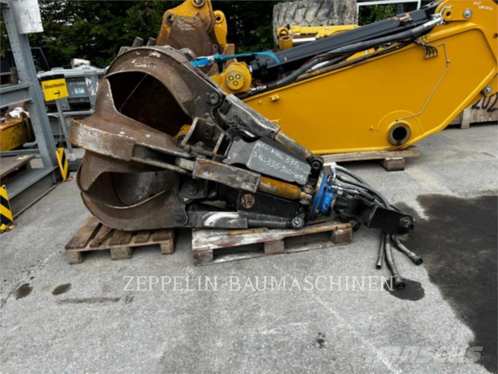 Hitachi MHL335E Demolition
