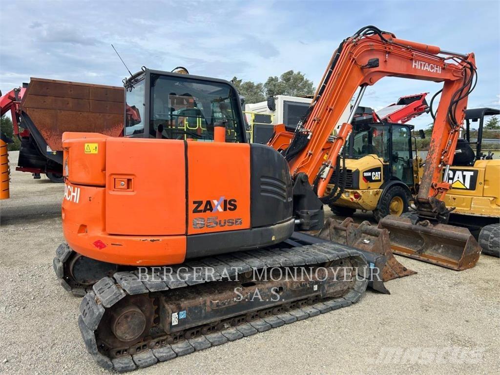 Hitachi ZAXIS85 Wheel Loaders