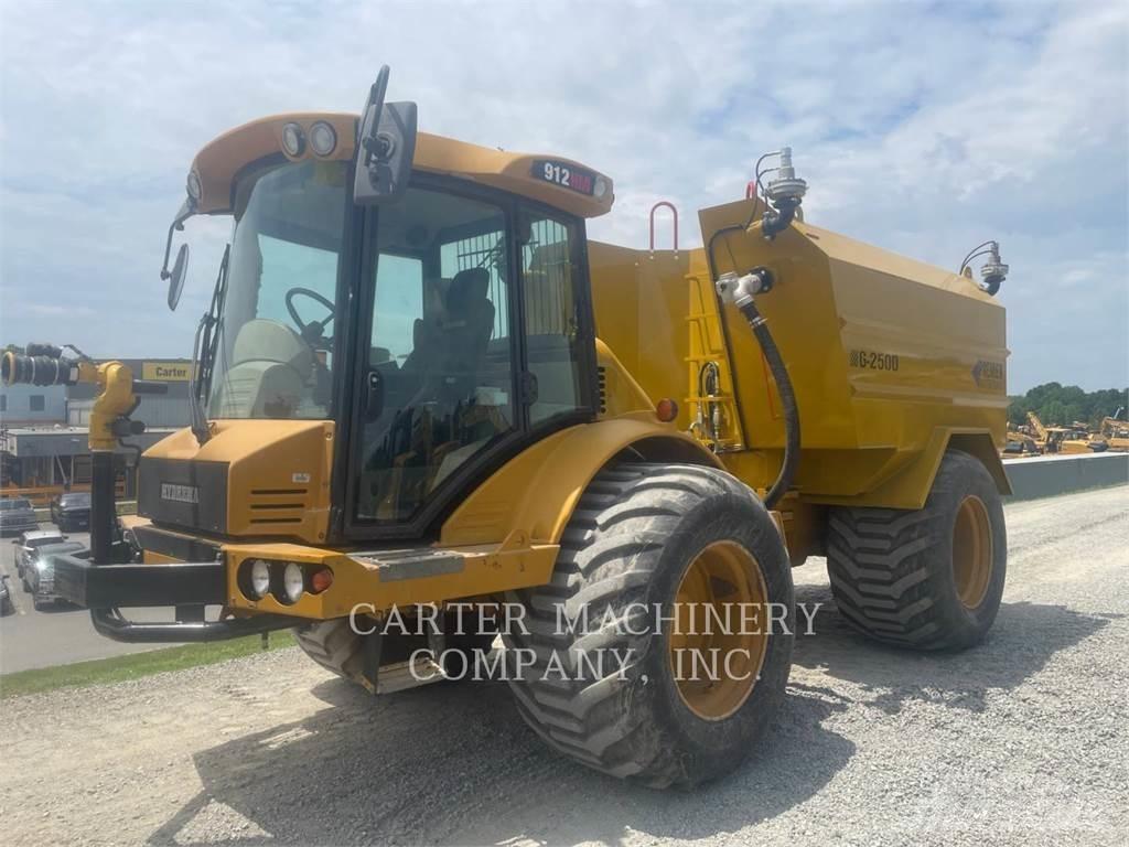 Hydrema HYD 912HM Tank Trucks
