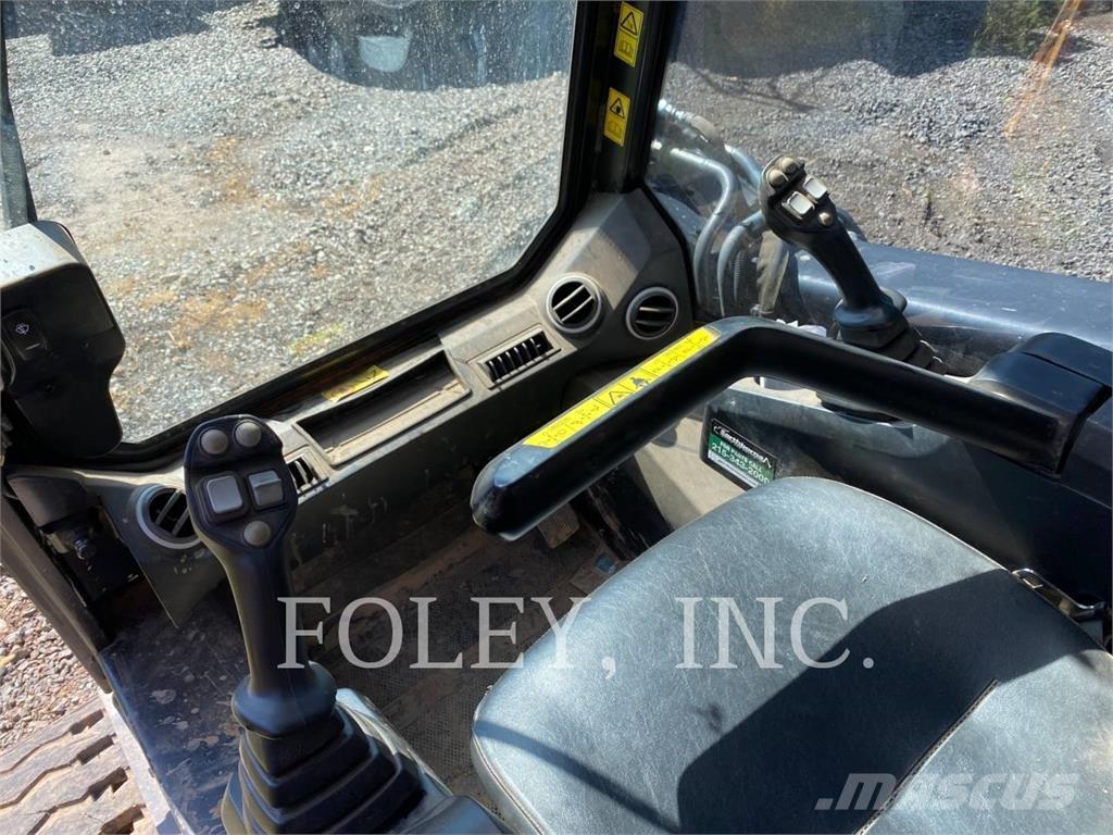 JCB 300TT4 Crawler Loaders