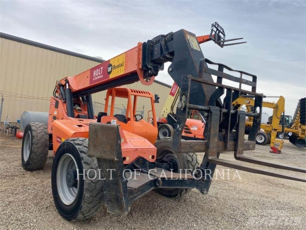 JLG 10054 Telescopic Handlers