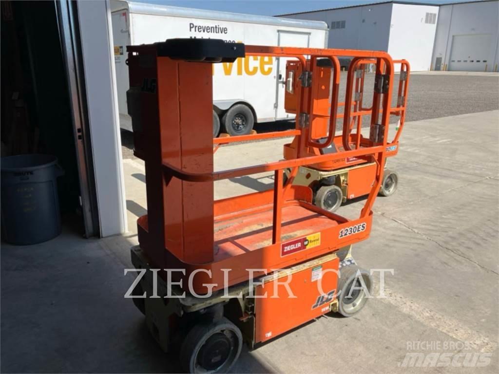 JLG 1230ES Scissor Lifts