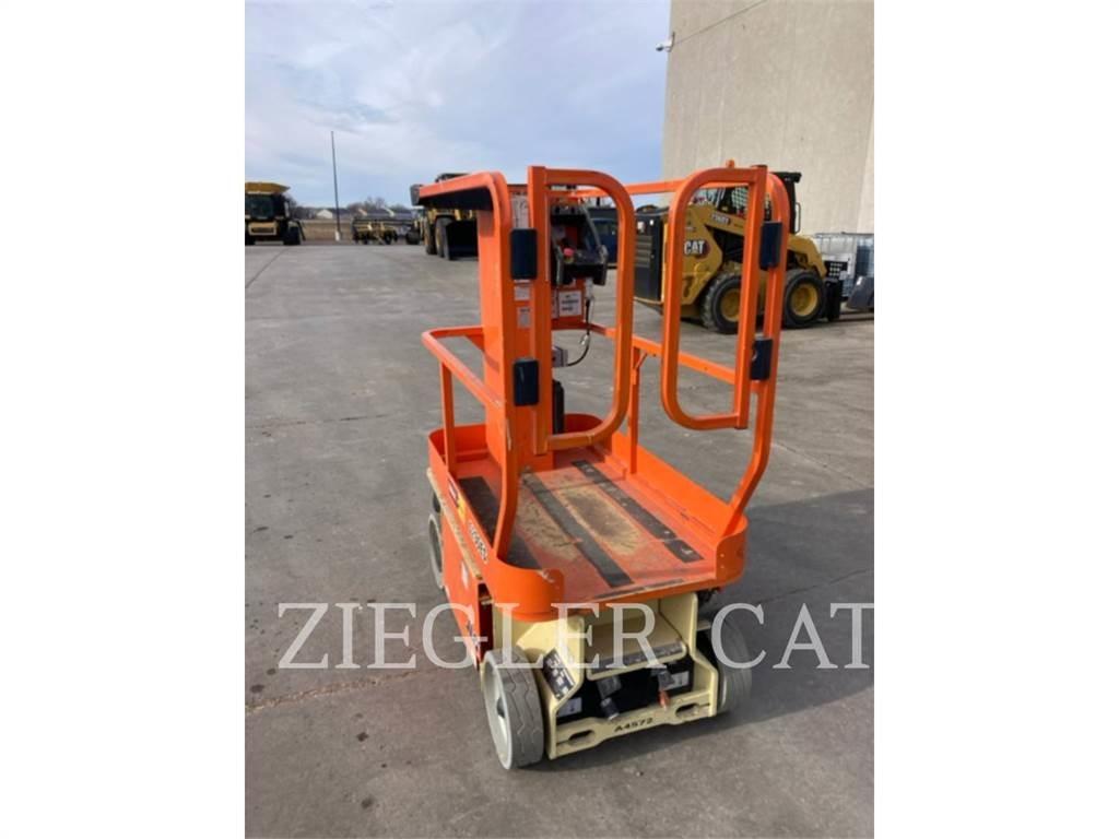 JLG 1230ES Scissor Lifts