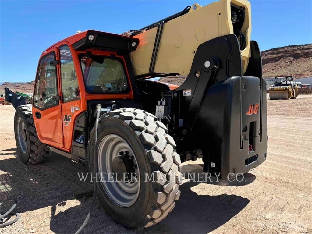 JLG 1255 Telescopic Handlers