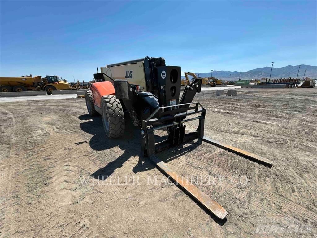 JLG 1255 Telescopic Handlers