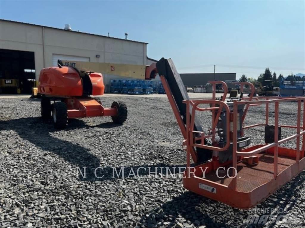 JLG 460SJ Crawler Excavators