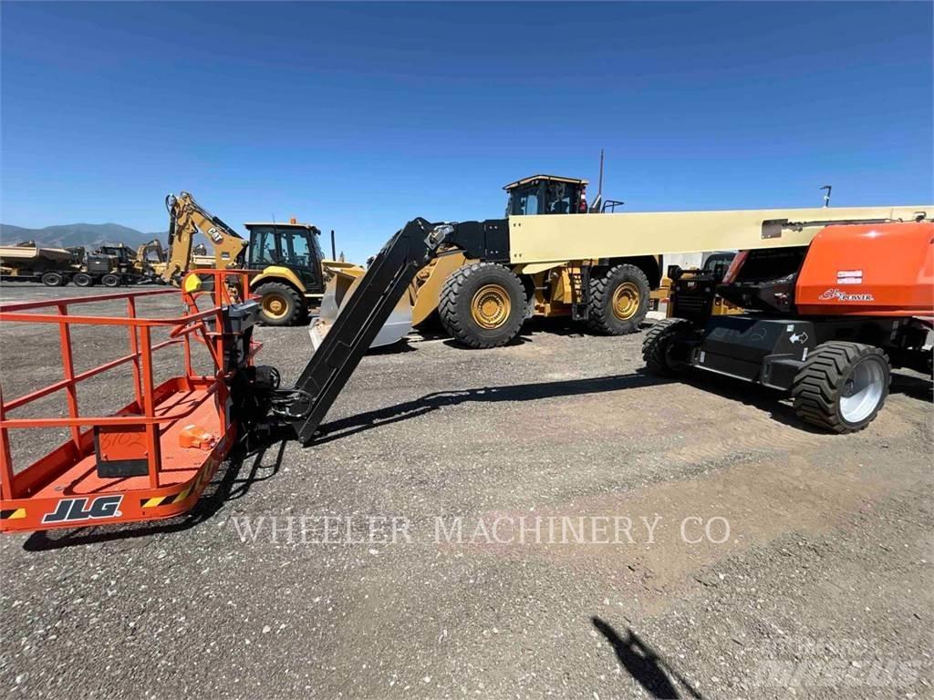 JLG 660SJ SP Articulated boom lifts