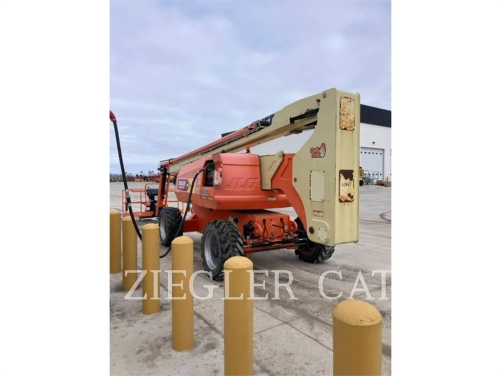 JLG 800AJ Articulated boom lifts