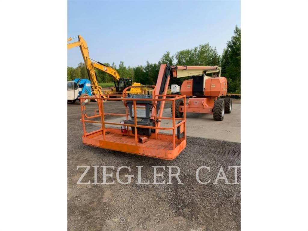 JLG 800AJ Articulated boom lifts
