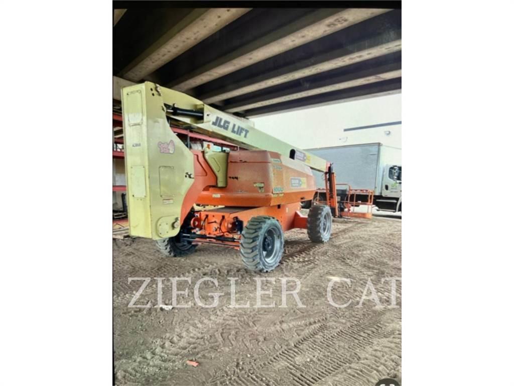 JLG 800AJ Articulated boom lifts