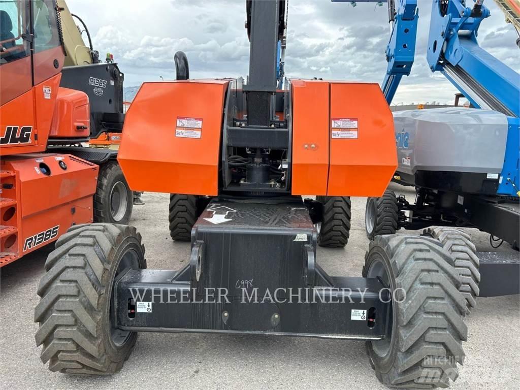 JLG 860SJ SP Articulated boom lifts