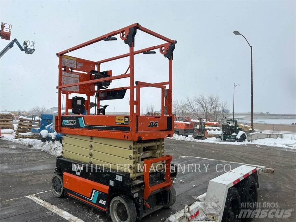 JLG AE1932 Scissor Lifts