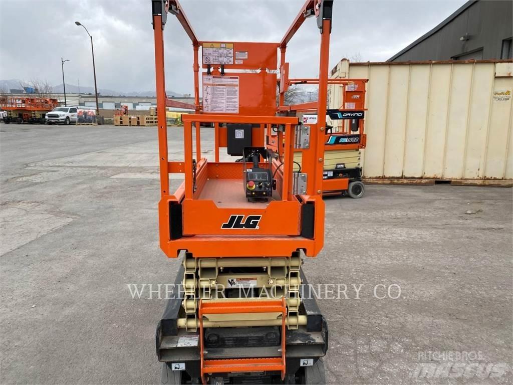 JLG AE1932 Scissor Lifts
