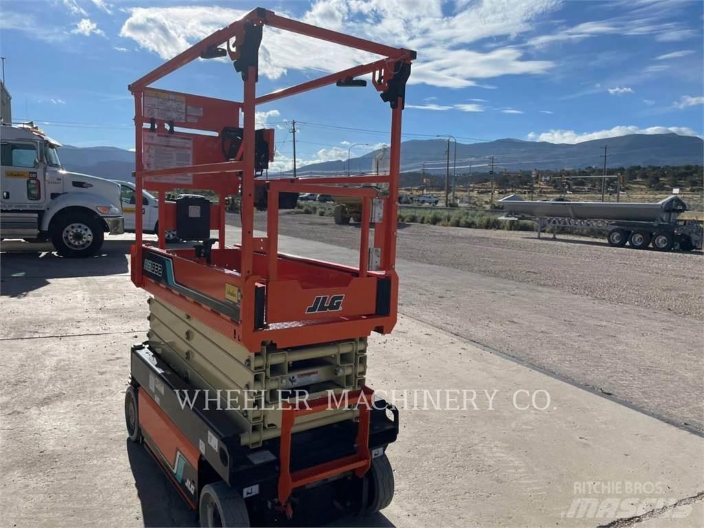 JLG AE1932 Scissor Lifts