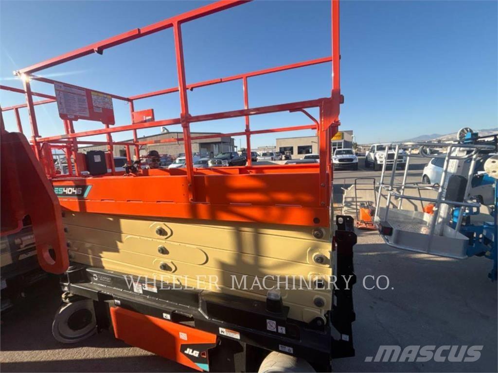 JLG ES4046 Scissor Lifts