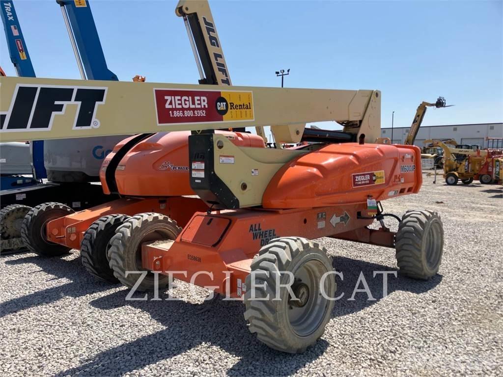 JLG M600JP Articulated boom lifts