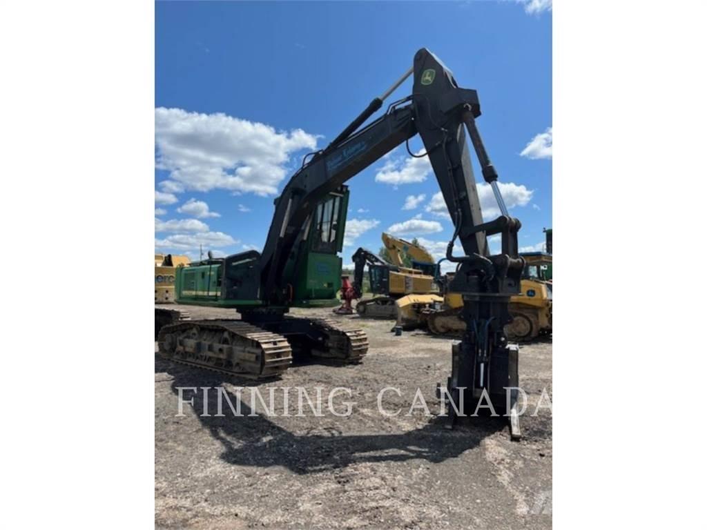 John Deere 2454D Harwarders