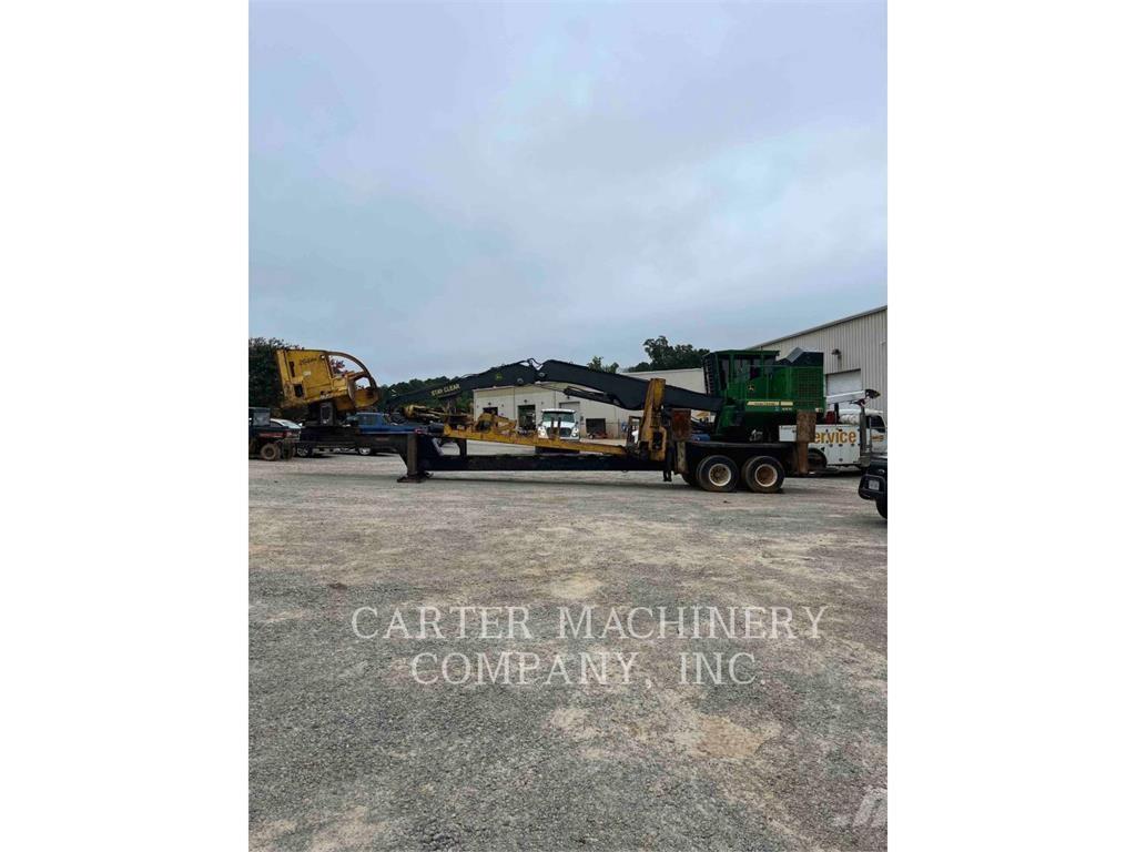 John Deere 437E Knuckleboom loaders