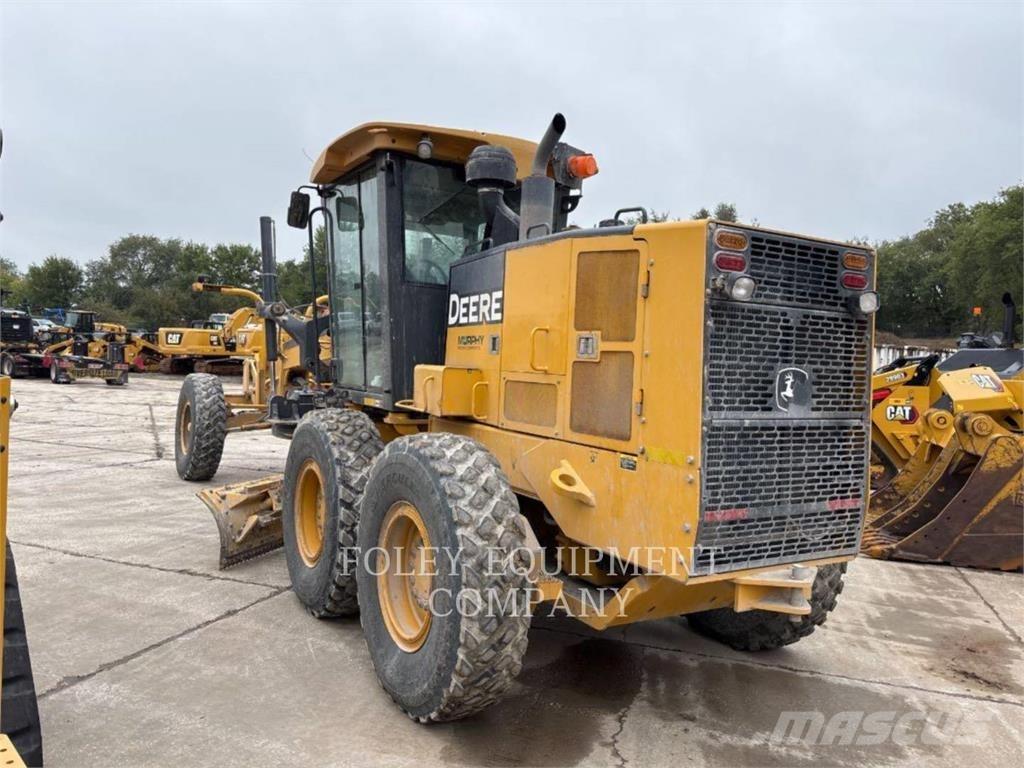 John Deere 670 Motor Graders