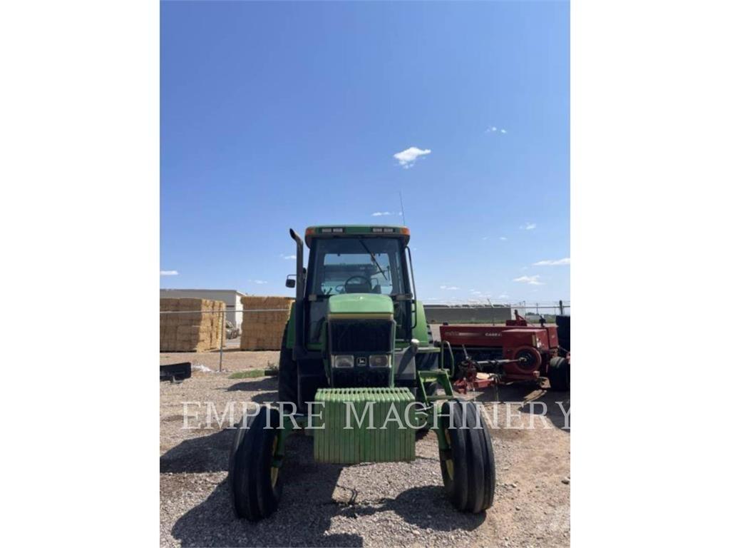 John Deere 7800 Tractors