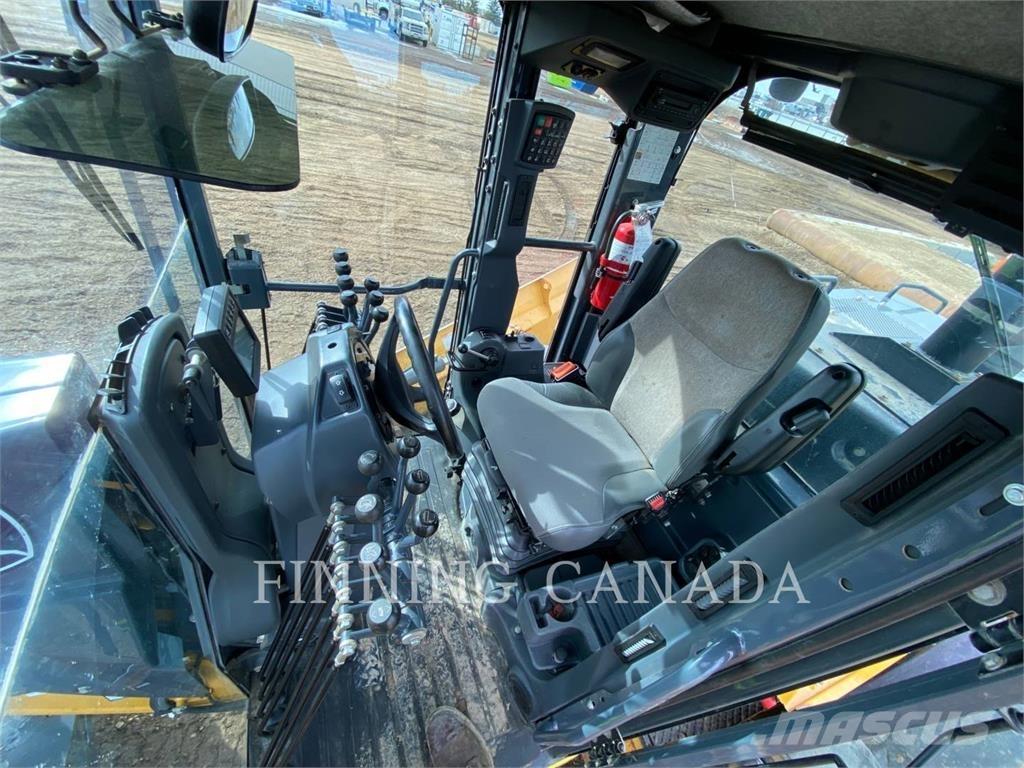 John Deere 870G Motor Graders