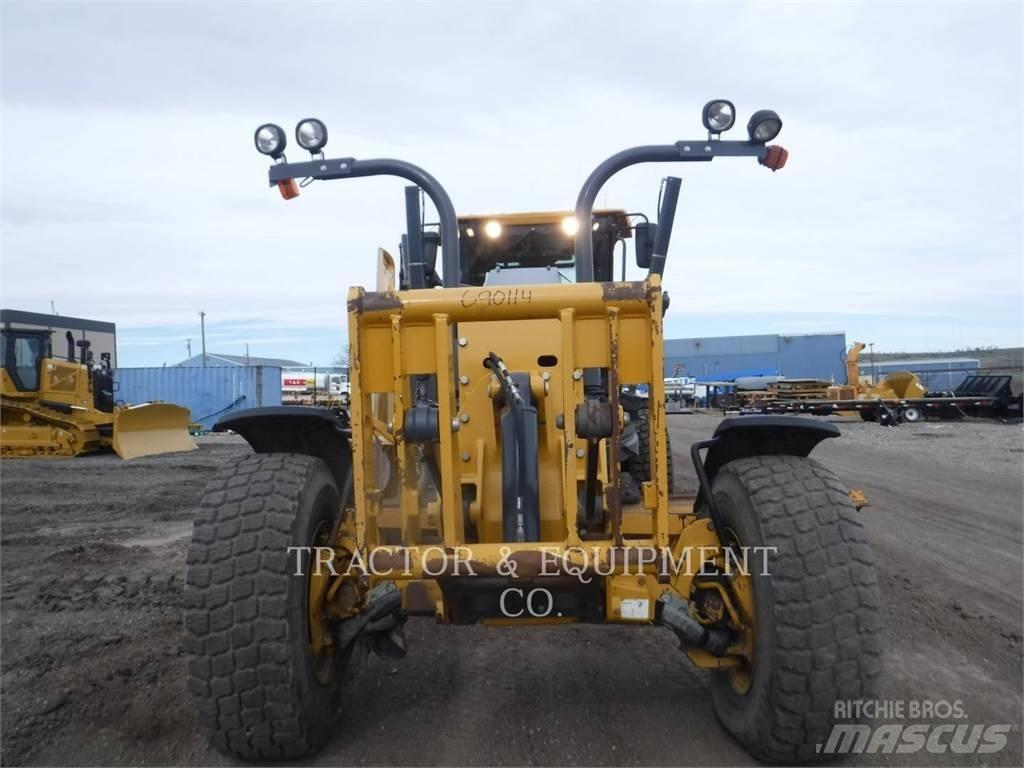 John Deere 872GP Motor Graders