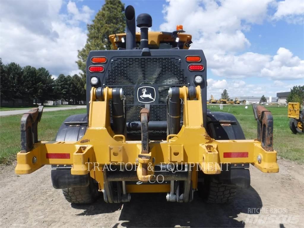 John Deere 872GP Motor Graders