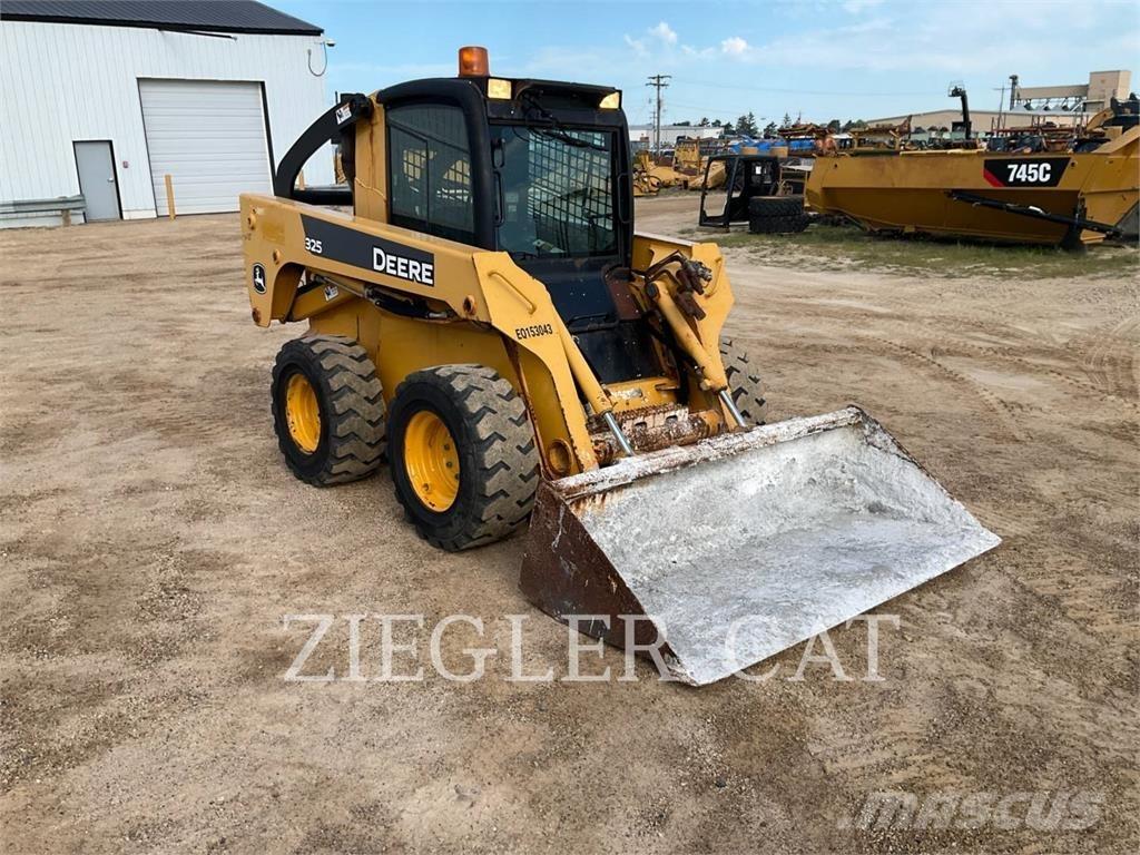 John Deere & CO. 325 Skid Steer Loaders