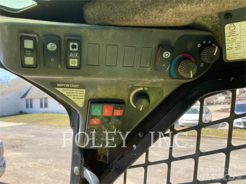 John Deere & CO. 330G Skid Steer Loaders