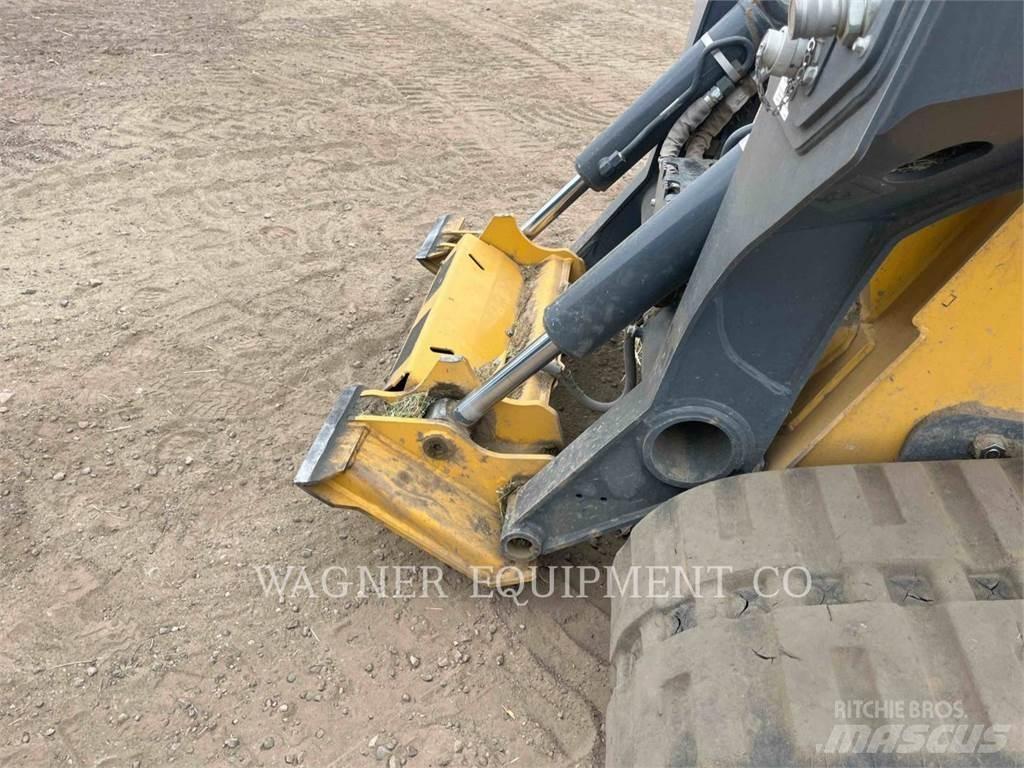 John Deere & CO. 333G Crawler Loaders
