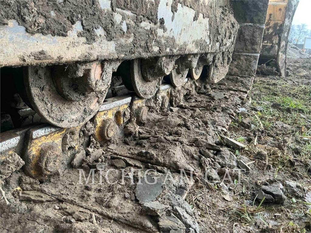 John Deere & CO. 550K Crawler dozers