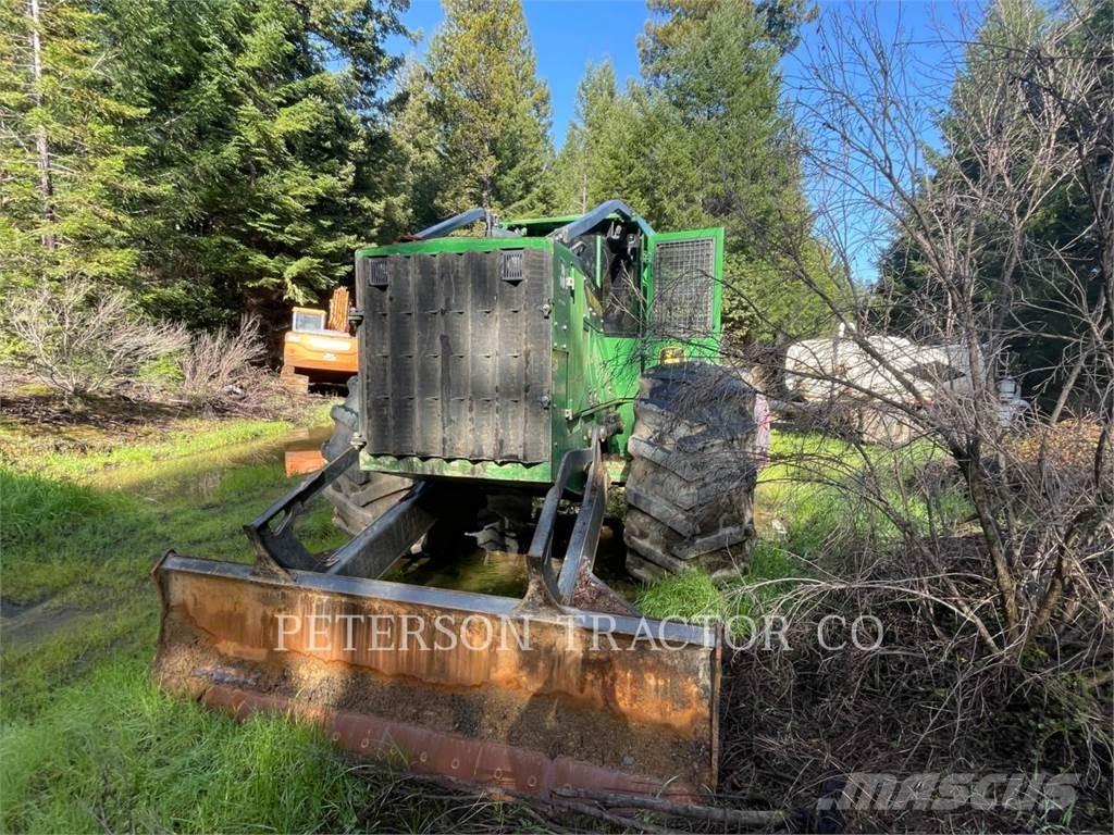 John Deere & CO. 648L Skidders