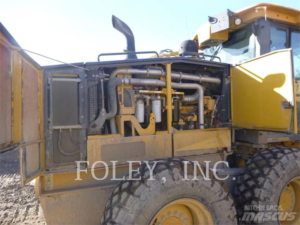 John Deere & CO. 672G Motor Graders