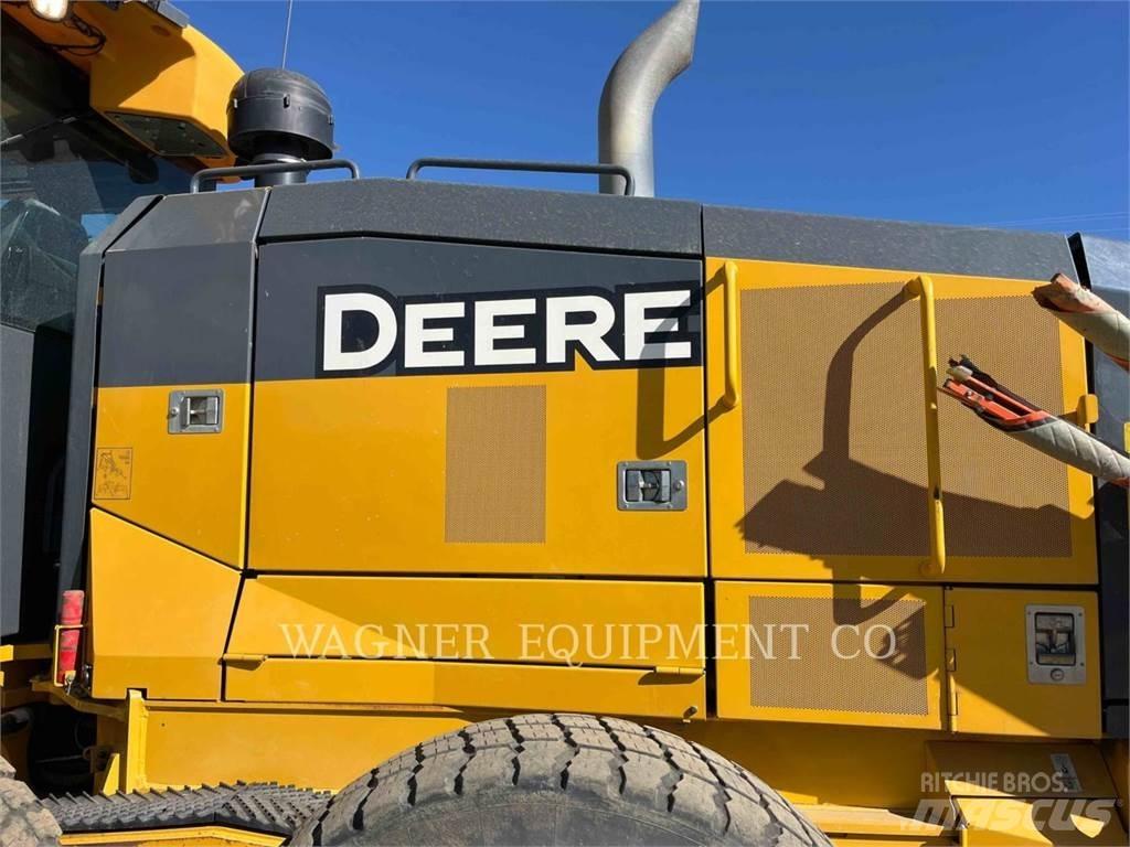 John Deere & CO. 772G Motor Graders