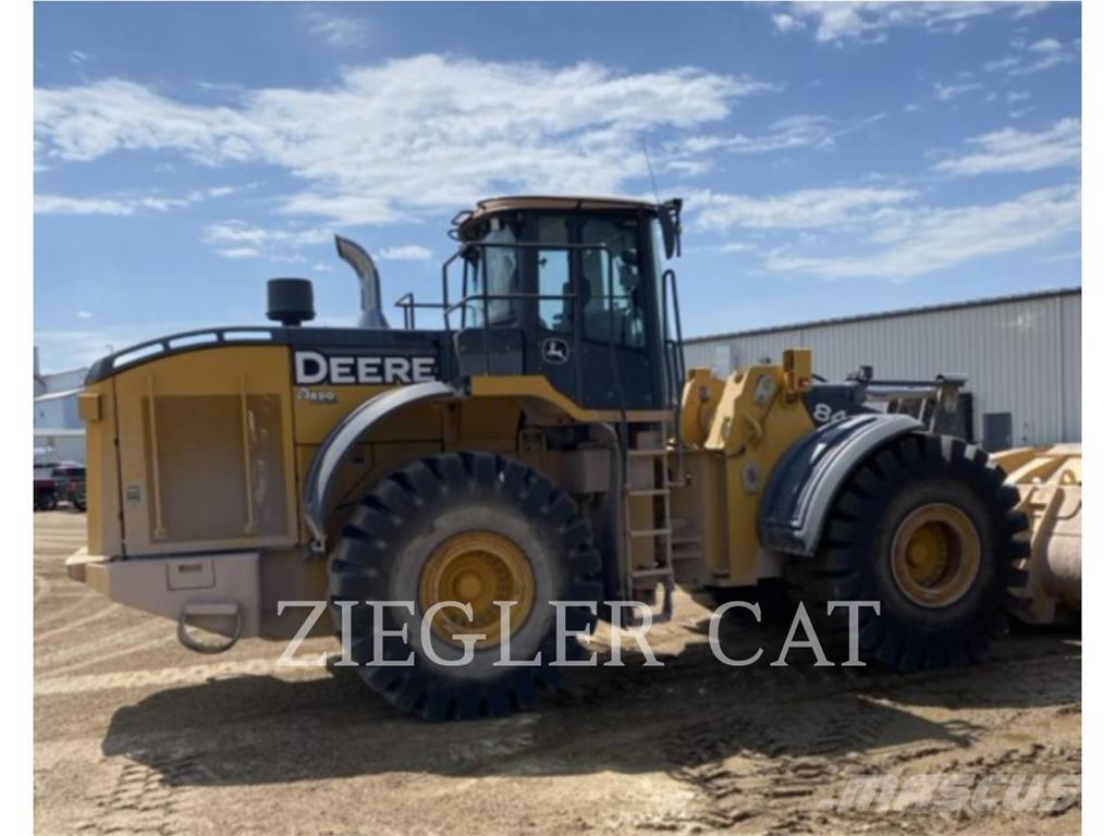 John Deere & CO. 844K Wheel Loaders