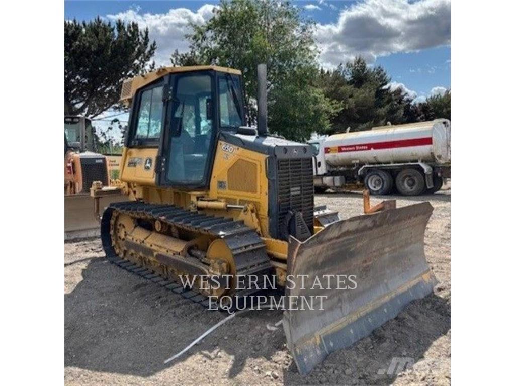 John Deere & CO. JD 650J Crawler dozers